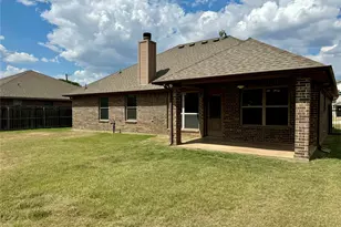 417 Lens St, Eastland, TX 76448 - Photo 26