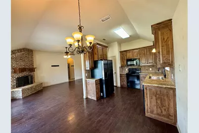 417 Lens Street, Eastland, TX 76448 - Photo 8