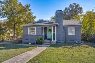 702 Reverchon Dr, Dallas, TX 75211 - Photo 1