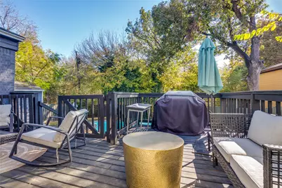 702 Reverchon Drive, Dallas, TX 75211 - Photo 16