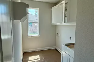 10401 T Bury Ln, Waco, TX 76708 - Photo 4