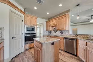 2921 W Alamosa Dr, Terrell, TX 75160 - Photo 12