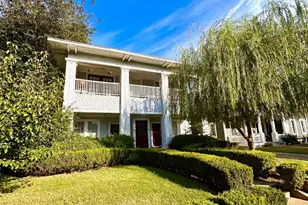 4701 Worth St, Dallas, TX 75246 - Photo 2