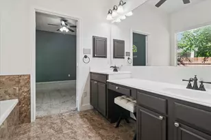 421 Shumate Dr, McKinney, TX 75071 - Photo 16