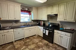 1313 Caldwell Dr, Garland, TX 75041 - Photo 2