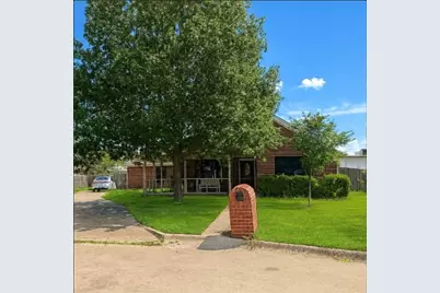 1008 Treys Court, Sanger, TX 76266 - Photo 1