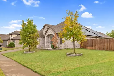 1200 Queens Brook Lane, Fort Worth, TX 76140 - Photo 2