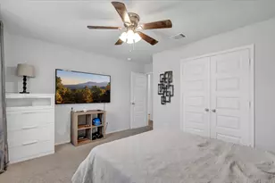 1200 Queens Brook Ln, Fort Worth, TX 76140 - Photo 8