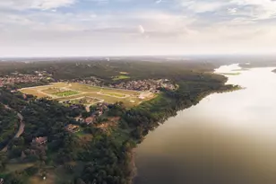 64 Pinehurst Dr, Woodway, TX 76712 - Photo 4