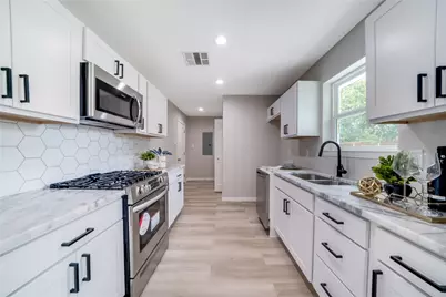 11341 Carissa Drive, Dallas, TX 75218 - Photo 12