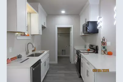 1505 Division Street, Commerce, TX 75428 - Photo 8