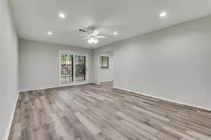 1902 Glenwick Ln, Irving, TX 75060 - Photo 2