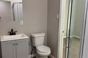 211 N Bermuda St, Lacy Lakeview, TX 76705 - Photo 14