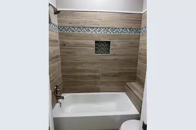 211 N Bermuda Street, Lacy Lakeview, TX 76705 - Photo 22