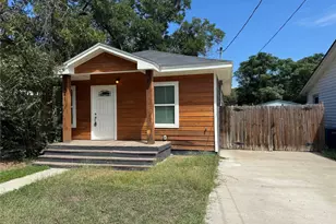 211 N Bermuda St, Lacy Lakeview, TX 76705 - Photo 2