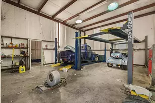 795 Rs County Rd 1490, Point, TX 75472 - Photo 28