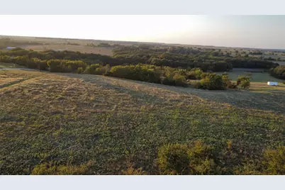 537 Willow Court, Saint Jo, TX 76265 - Photo 4