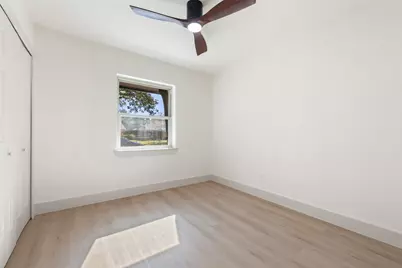 12609 Meadowcrest Lane, Balch Springs, TX 75180 - Photo 16