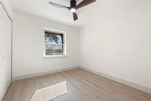 12609 Meadowcrest Ln, Balch Springs, TX 75180 - Photo 16