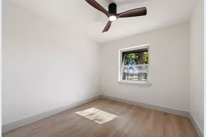 12609 Meadowcrest Lane, Balch Springs, TX 75180 - Photo 14