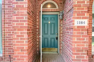 1164 Pleasant Oaks Dr, Lewisville, TX 75067 - Photo 2