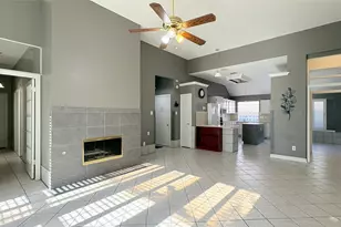 1164 Pleasant Oaks Dr, Lewisville, TX 75067 - Photo 6