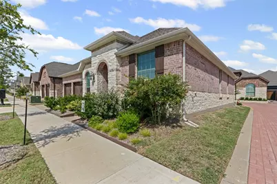 4747 Kings Garden Parkway, Arlington, TX 76005 - Photo 2