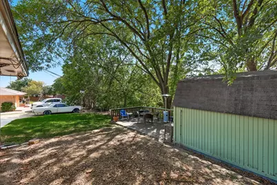 1109 Capetown Drive, Grand Prairie, TX 75050 - Photo 34