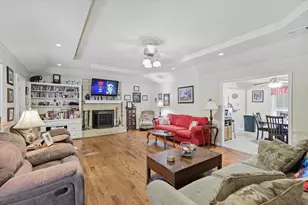 1109 Capetown Dr, Grand Prairie, TX 75050 - Photo 8