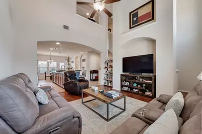 1805 English Lane, Carrollton, TX 75006 - Photo 10