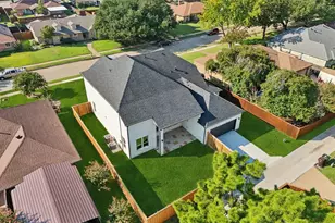 1613 Cherbourg Dr, Plano, TX 75075 - Photo 36