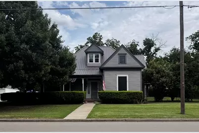 818 E Elm Street, Hillsboro, TX 76645 - Photo 1