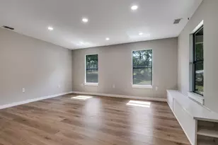 796 N 7th St, Midlothian, TX 76065 - Photo 6