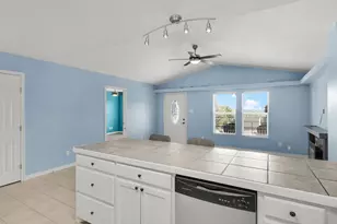 2712 Austin Dr, Granbury, TX 76048 - Photo 8