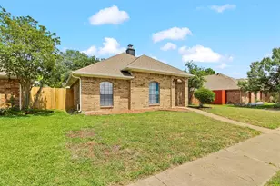 2701 Hickory Bend Dr, Garland, TX 75044 - Photo 4
