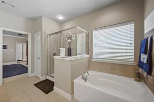 4501 Woodcrest Ln, Mansfield, TX 76063 - Photo 18