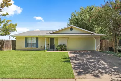 6901 Wicks Trail, Fort Worth, TX 76133 - Photo 2