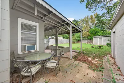 517 W Bullock Street, Denison, TX 75020 - Photo 30