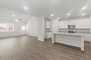 9956 Dynamics Dr, Fort Worth, TX 76131 - Photo 6