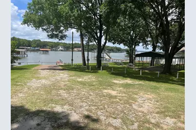 128 Crestwood Drive, Mabank, TX 75156 - Photo 34