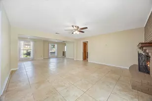 211 Rockbrook Dr, Rockwall, TX 75087 - Photo 8