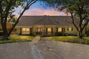 211 Rockbrook Dr, Rockwall, TX 75087 - Photo 36