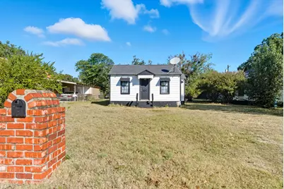 707 E 23rd Street, Cisco, TX 76437 - Photo 16