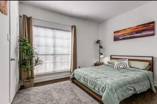 3550 Country Square Dr, Carrollton, TX 75006 - Photo 10