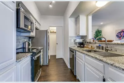 3550 Country Square Drive #109, Carrollton, TX 75006 - Photo 6