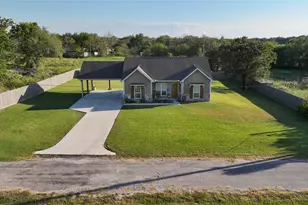 305 Main St, Montague, TX 76251 - Photo 22