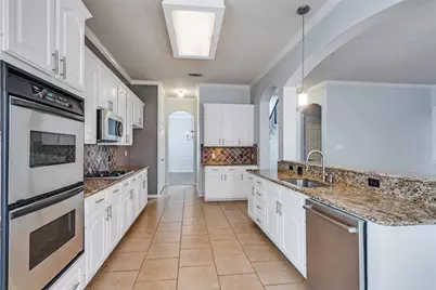 8404 Riverwalk Trail, McKinney, TX 75070 - Photo 10