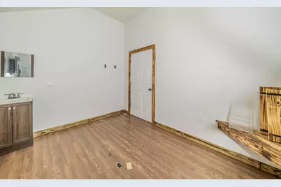 812 S Parkway Drive, Alvarado, TX 76009 - Photo 10