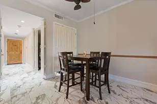 2100 Reflection Bay Dr, Arlington, TX 76013 - Photo 8