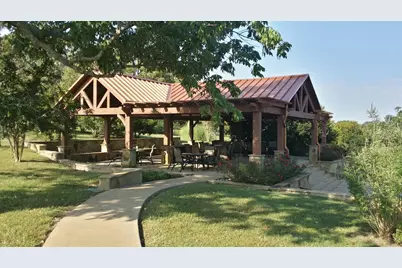 82 Saddle Ridge Court, Athens, TX 75752 - Photo 2